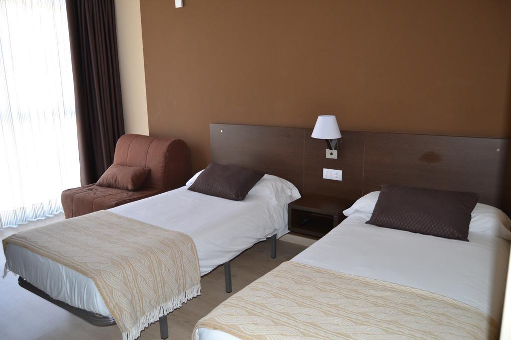 Pension-albergue Lemos Triacastela