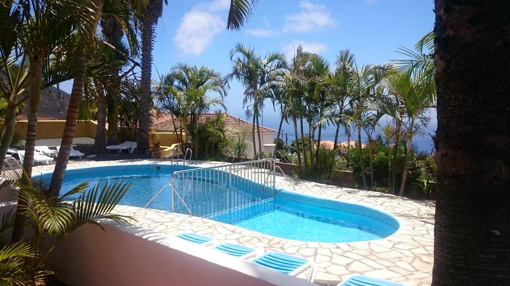 Y Colón Apartamento