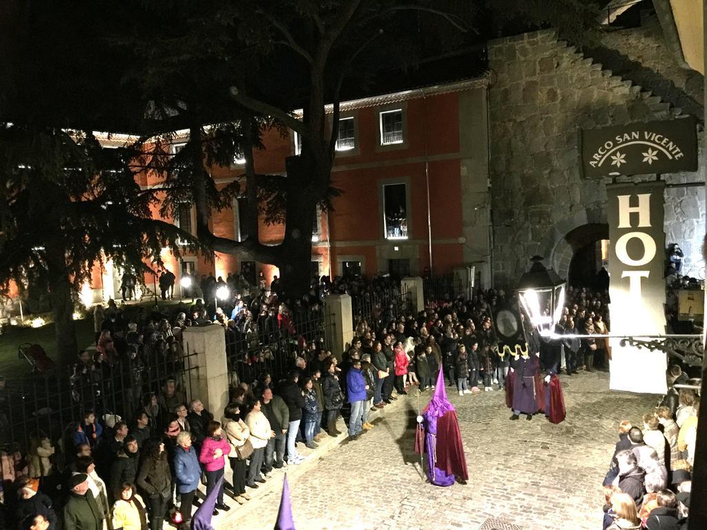 Arco San Vicente Avila
