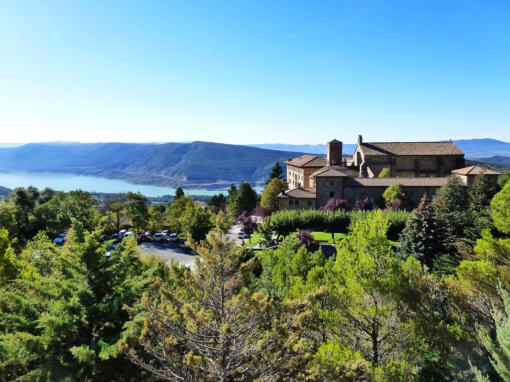 Hotel Monasterio De Leyre 2*