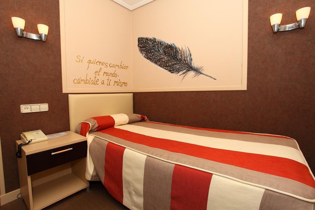 Monasterio De Leyre Hotel 2*