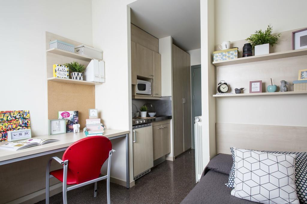 Residencia Universitaria Resa Abedules Apartment Pamplona