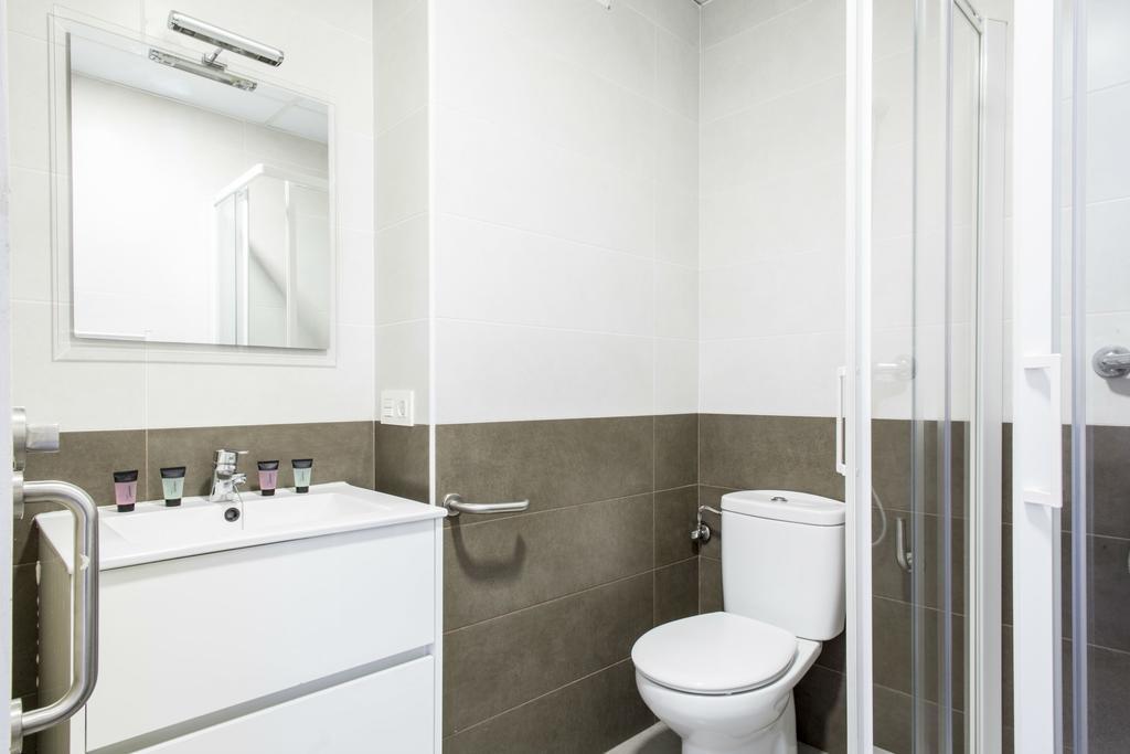 Residencia Universitaria Resa Abedules * Pamplona