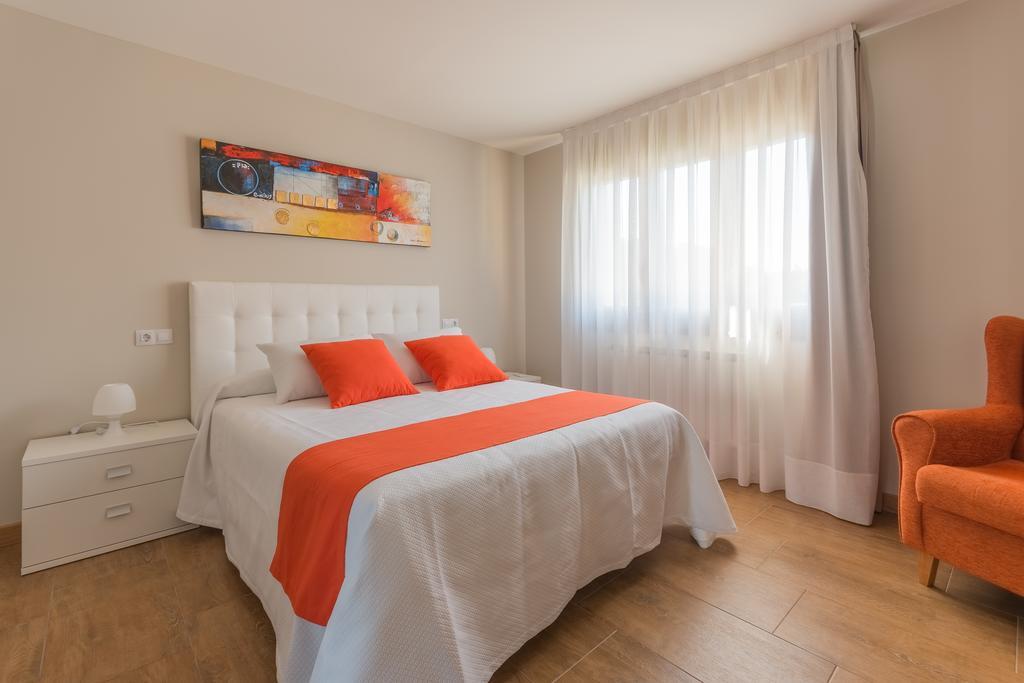 Apartamentos La Bolera *