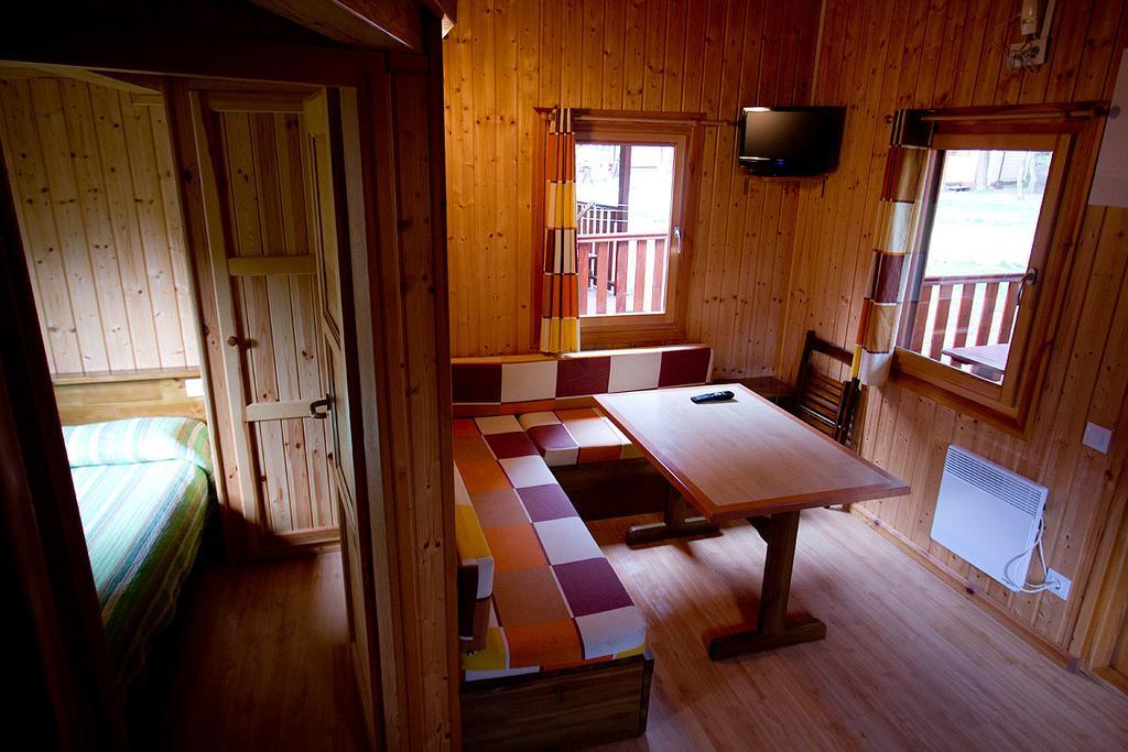 Camping Angosto *