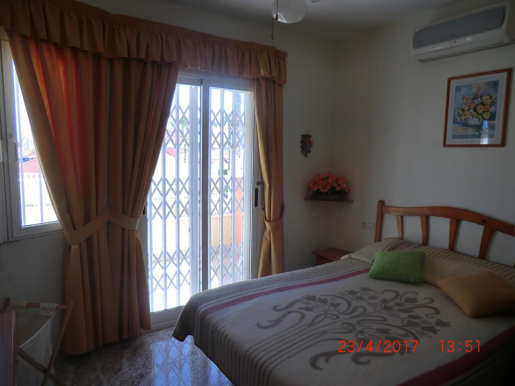 Casas Holiday - Playa Cabo Roig *