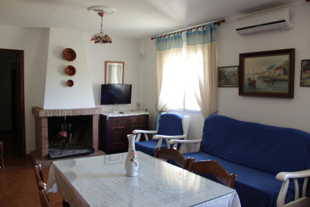 Casa Rural El Tejar * Higuera De La Sierra (Huelva)