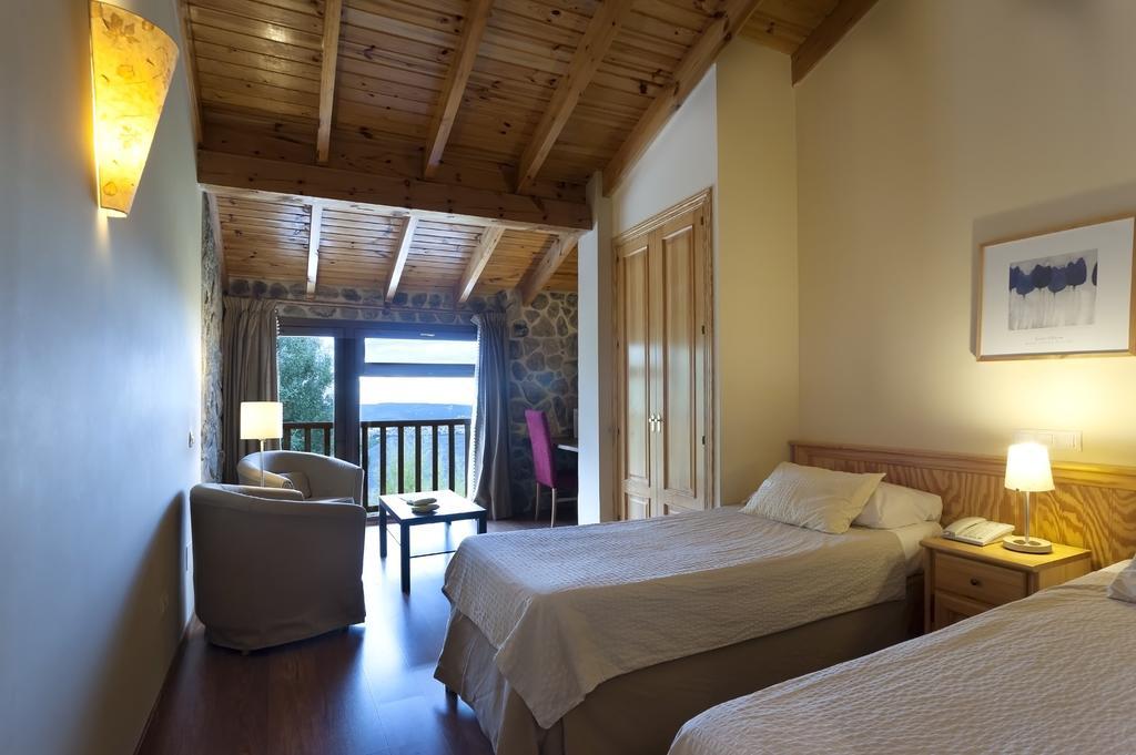 Hotel La Sierra By Selecta 4*