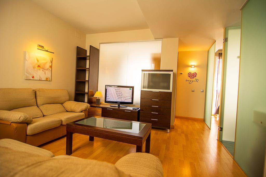 Apartment Dream & *