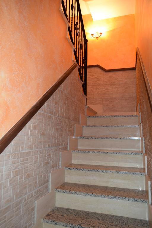 Hostal Rural La Buhardilla *