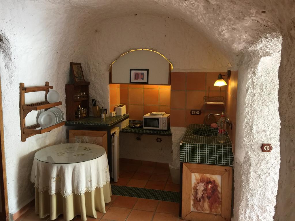 Hotel Casas Cueva Y Cortijo La Tala En