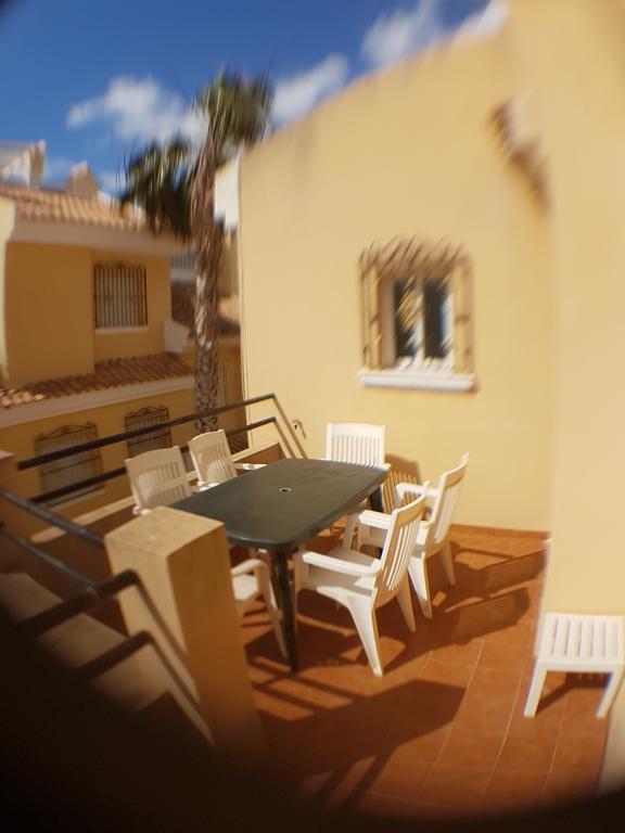 Near With Pool 3 Bedrooms Villa Torrevieja