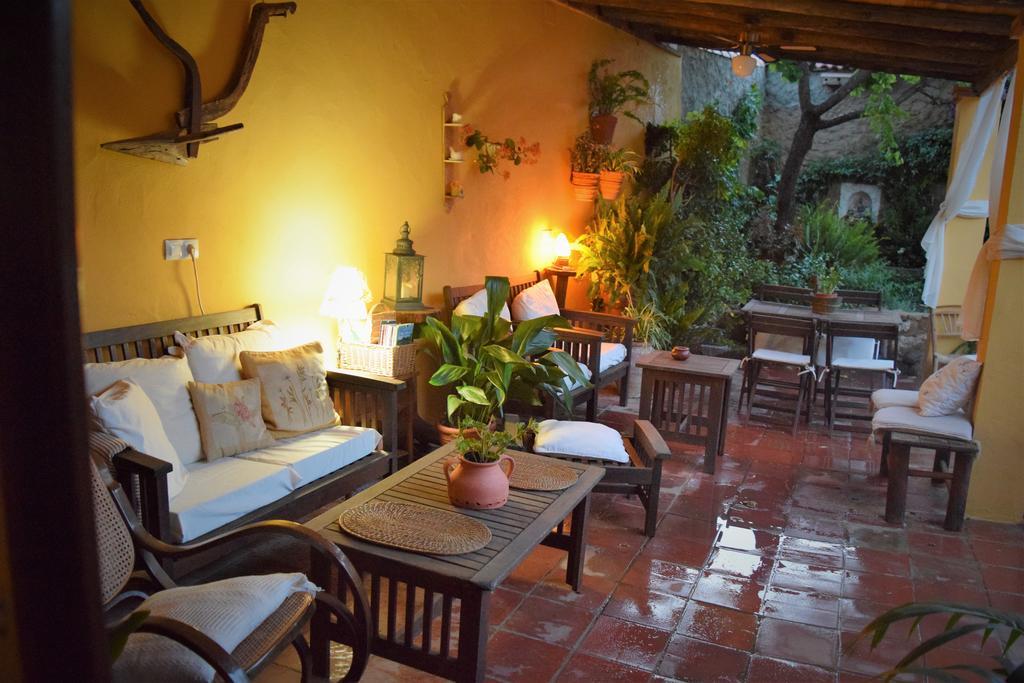 Casa Rural De Luna Country house *
