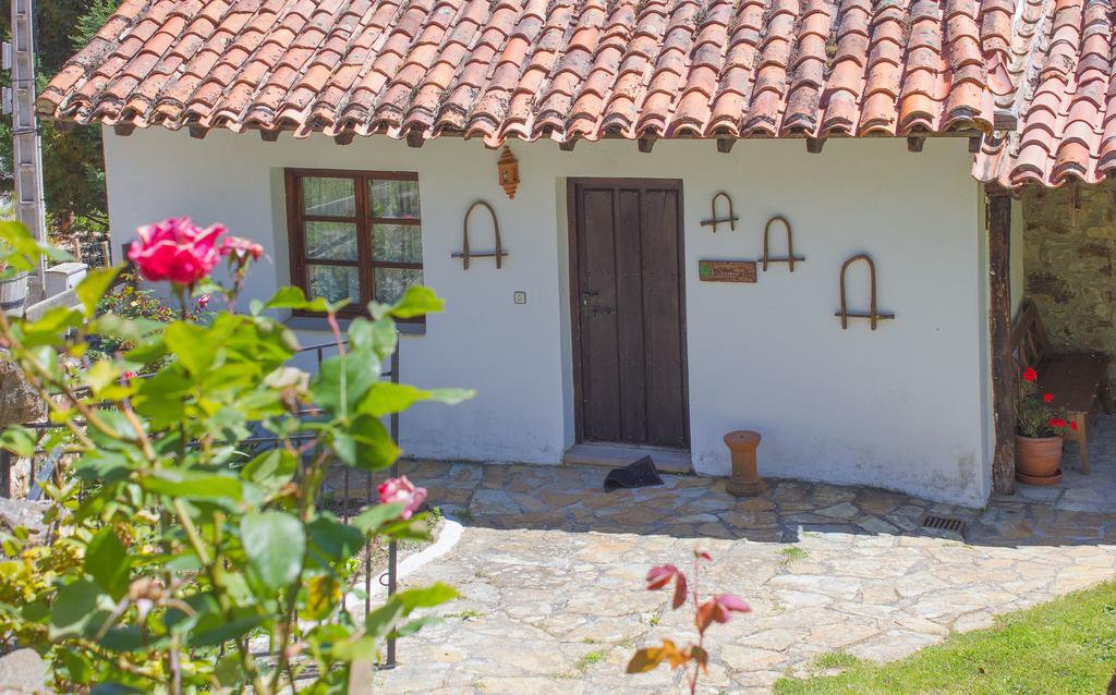 Viviendas Rurales El Covaju *