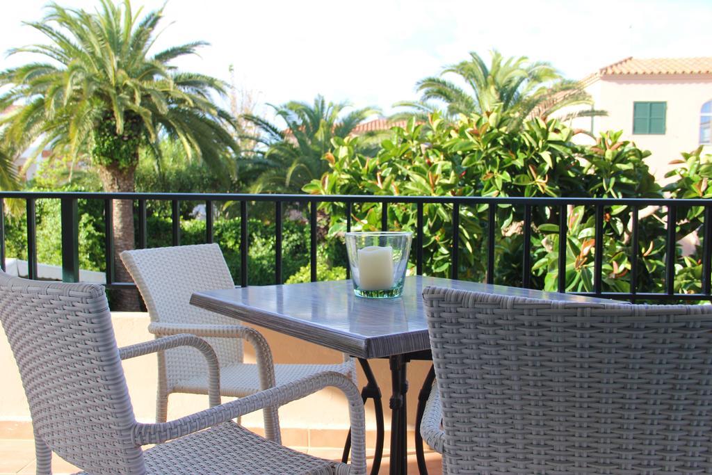 Royal Life Mahon (Menorca)