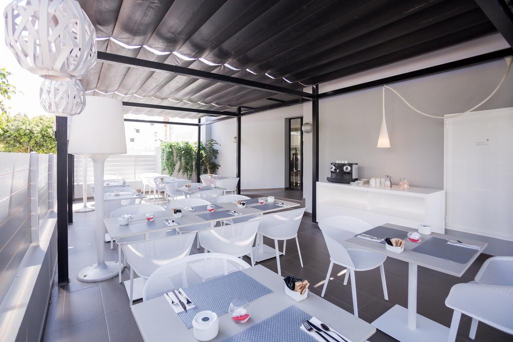 Apartahotel Migjorn Ibiza Suites&spa Playa d'en Bossa