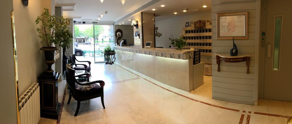 Maria Luisa Hotel 3*