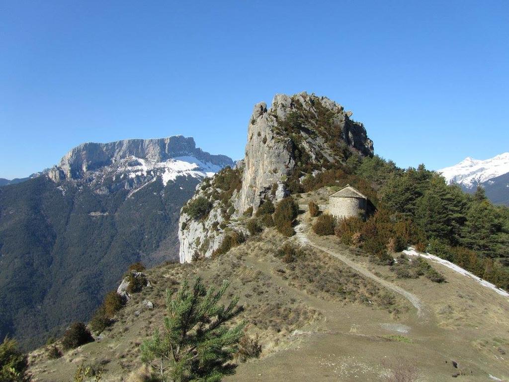 Pirineos Pensión