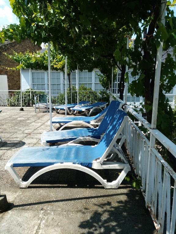 Pension-Albergue Don Alvaro * Sarria