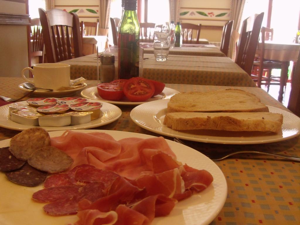 La Botiga Hotel *