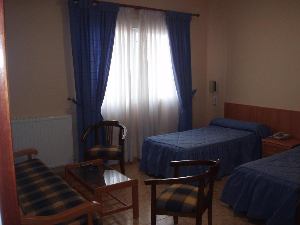Hotel Hermanos