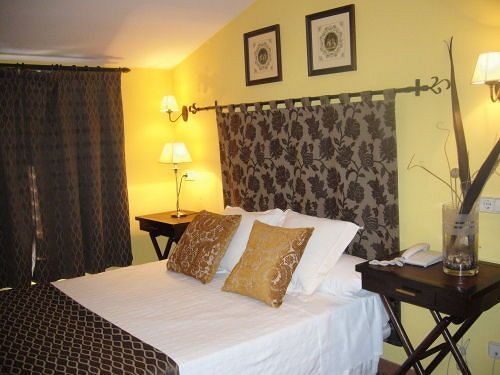 Alda De Reyes Hotel