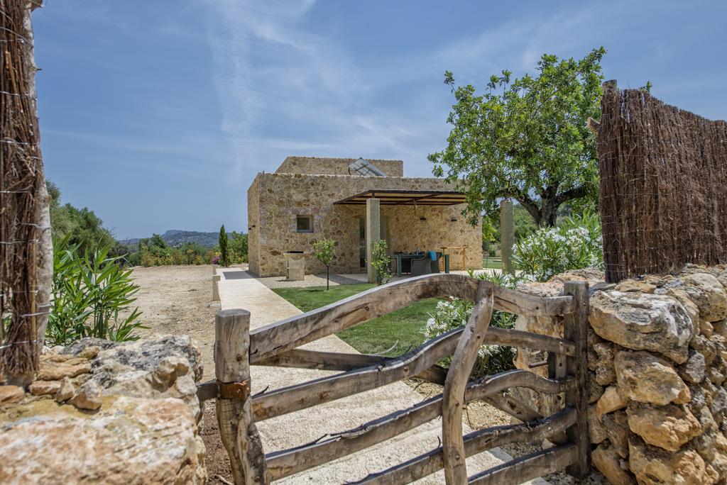 Es Lligats - Adults Only Farm stay