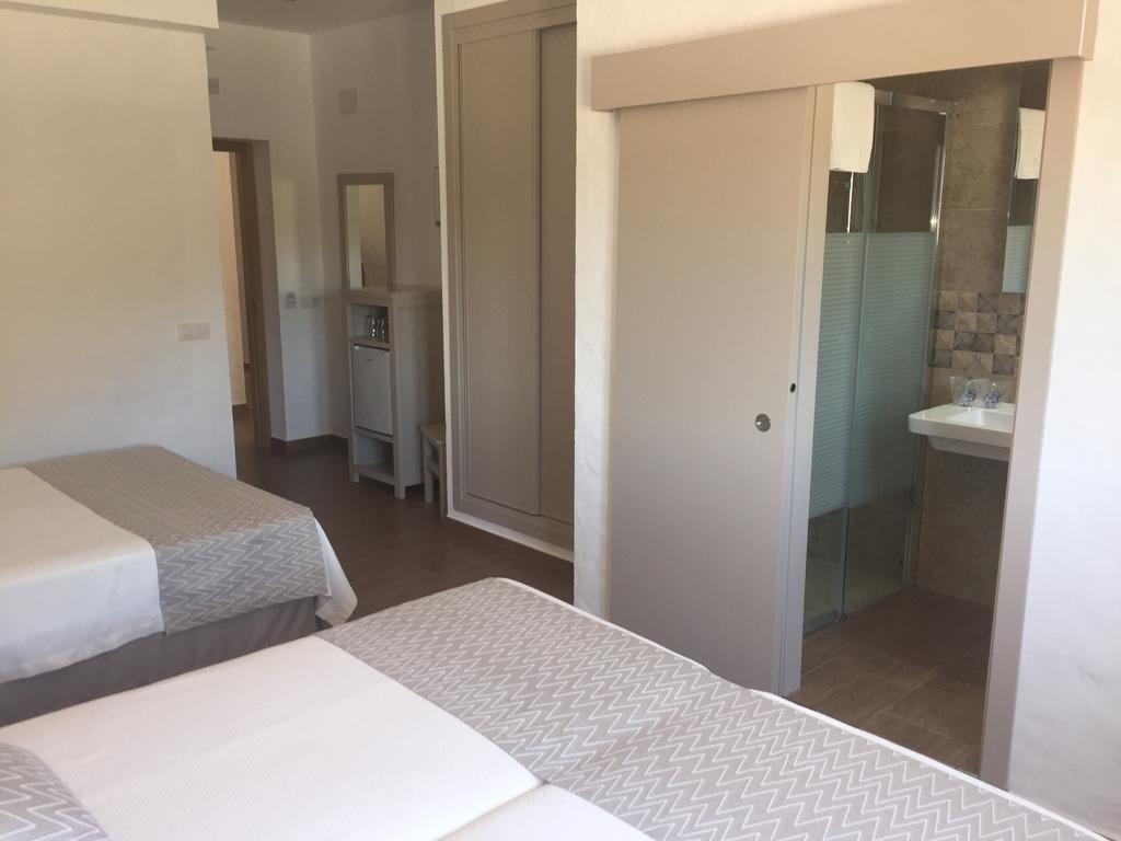 Almadrabeta Hotel