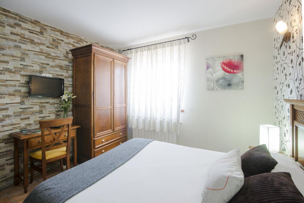Posada Las Tres Mentiras De Santillana Del Mar Inn Santillana del Mar