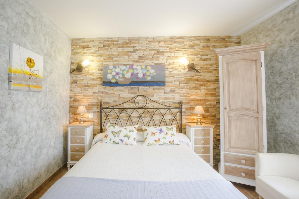 Posada Las Tres Mentiras De Santillana Del Mar 3*