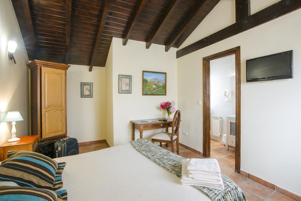 Tres Mentiras De Inn