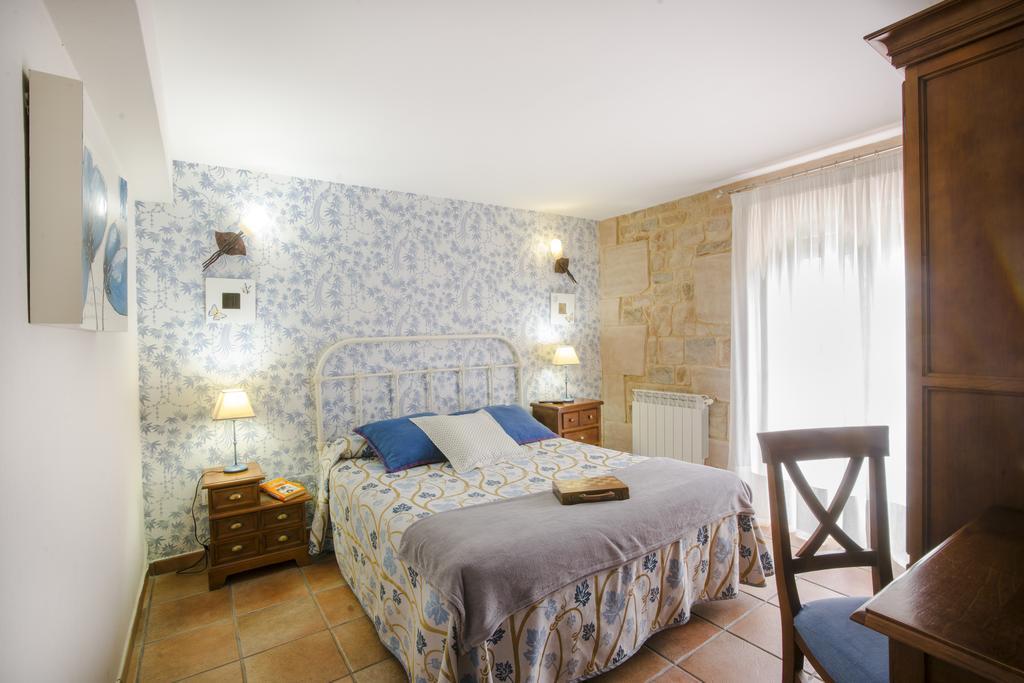 Tres Mentiras De Inn Santillana del Mar