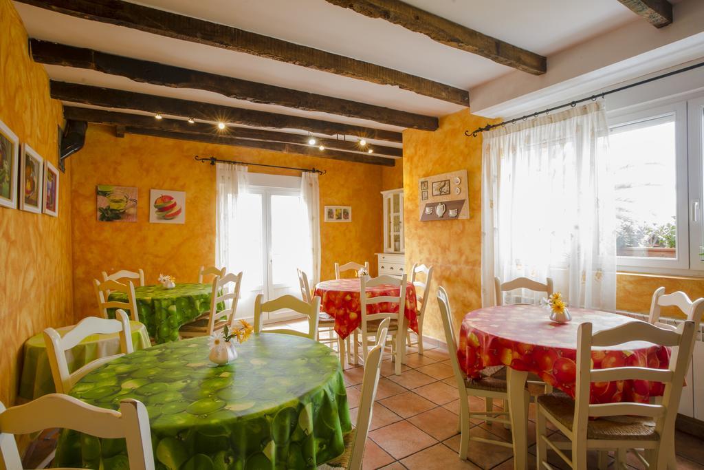 Tres Mentiras De Inn