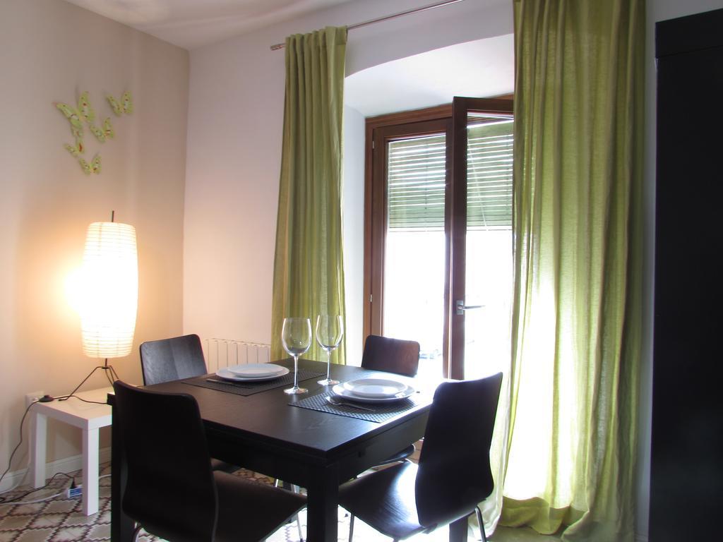 Apartamento La Machacona Plaza De Santiago Caces