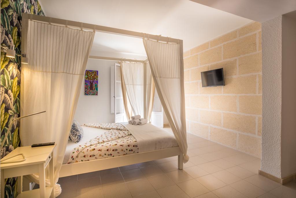 Bella Colina I Vintage 1953 Hotel Peguera