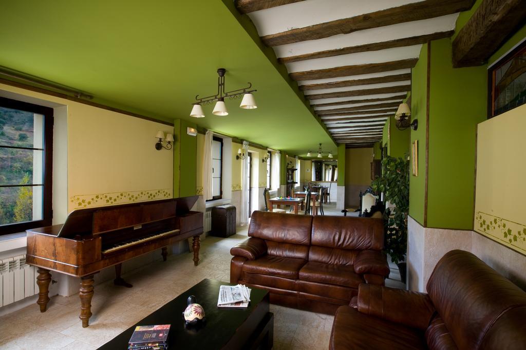 La Calera Country house *