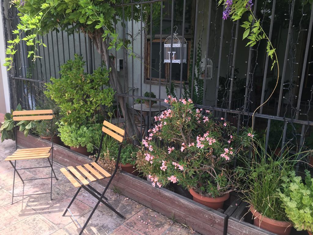 Lo Palauet De La Muralla Bed & Breakfast Balaguer
