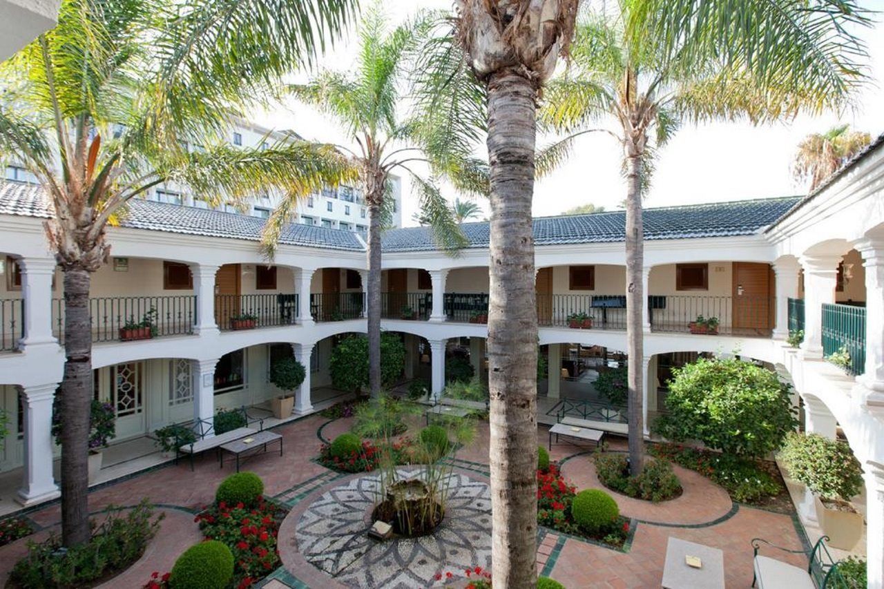 Hotel Monteros & 5*