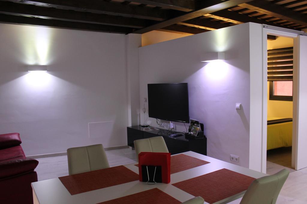 Apartment Y Habitacions Entre Volcans Olot