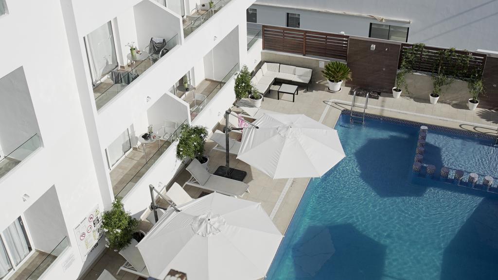 Fleming 50 - Adults Only Apartahotel 3*