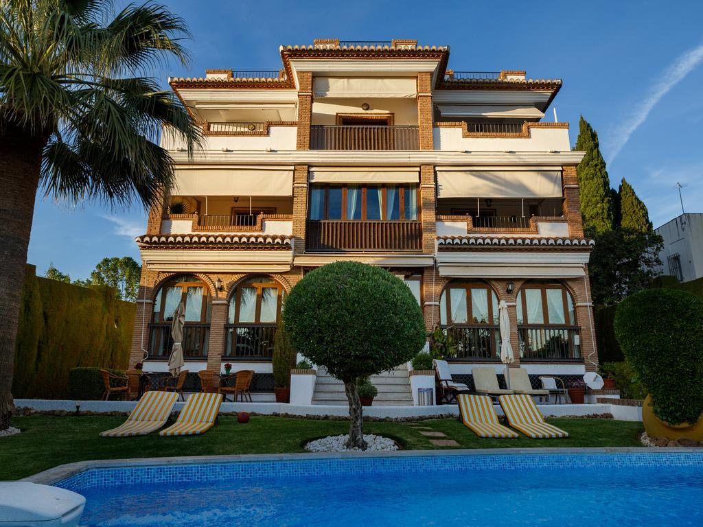 Sur Hotel Huetor Vega