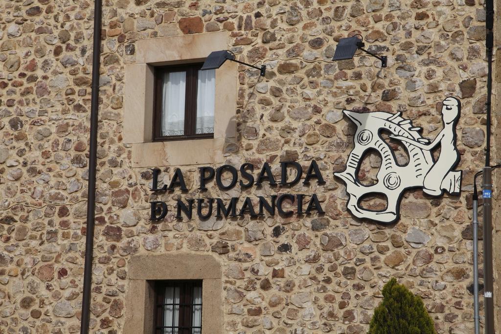 Hotel La De Numancia 2*