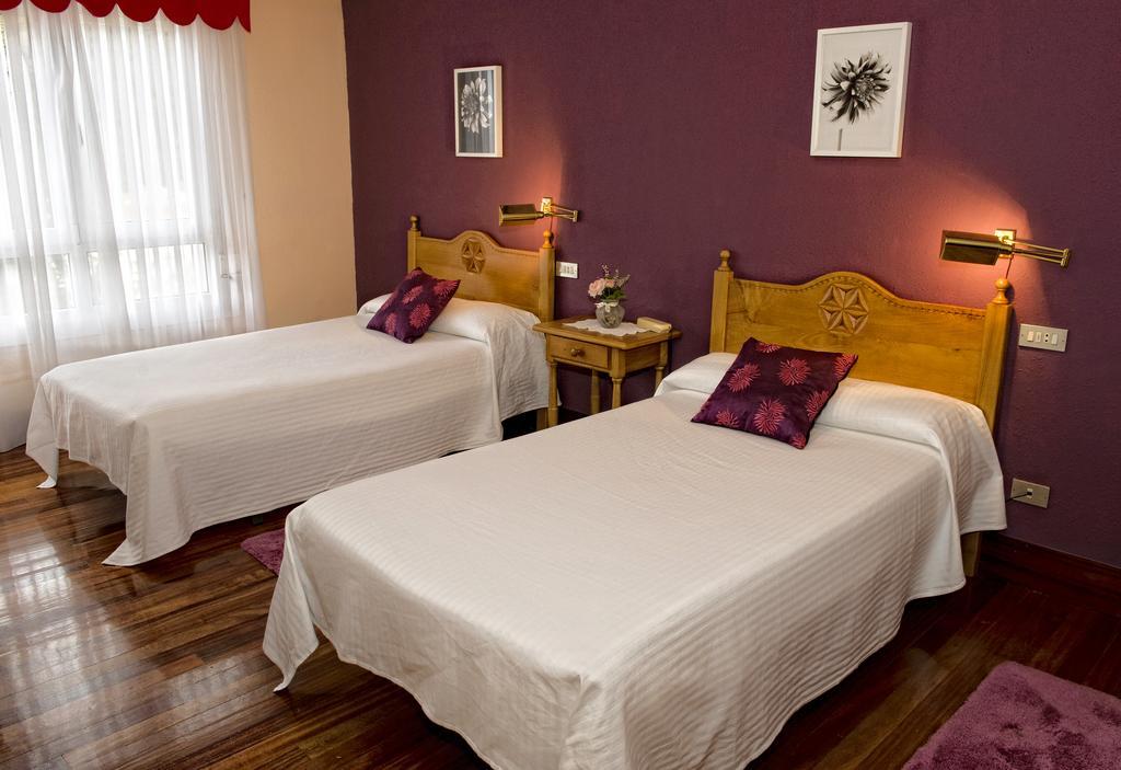 Txaraka Hotel 2*