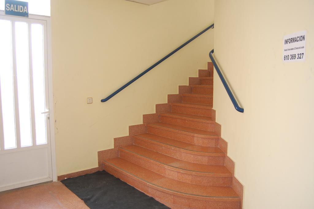 Hostal Albergue Calanda *