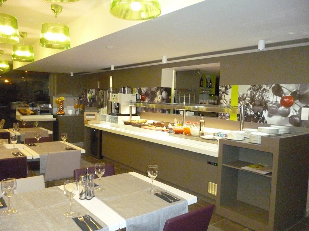 Hotel Ibis Styles Torrefarrera 2*