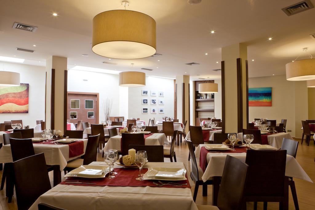 Quino Hotel 2*