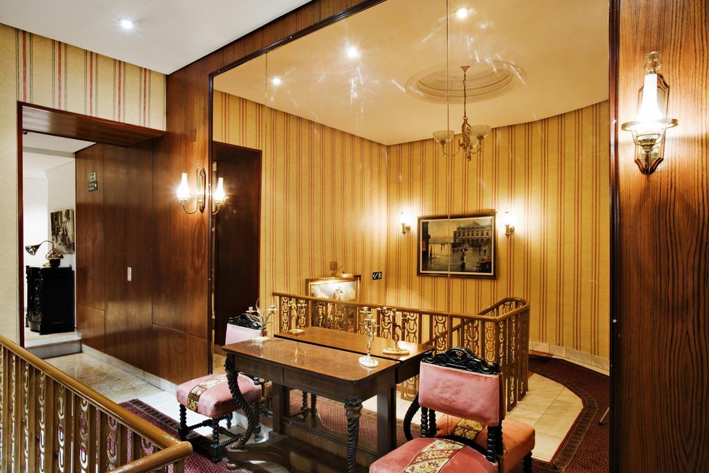 Roma Hotel