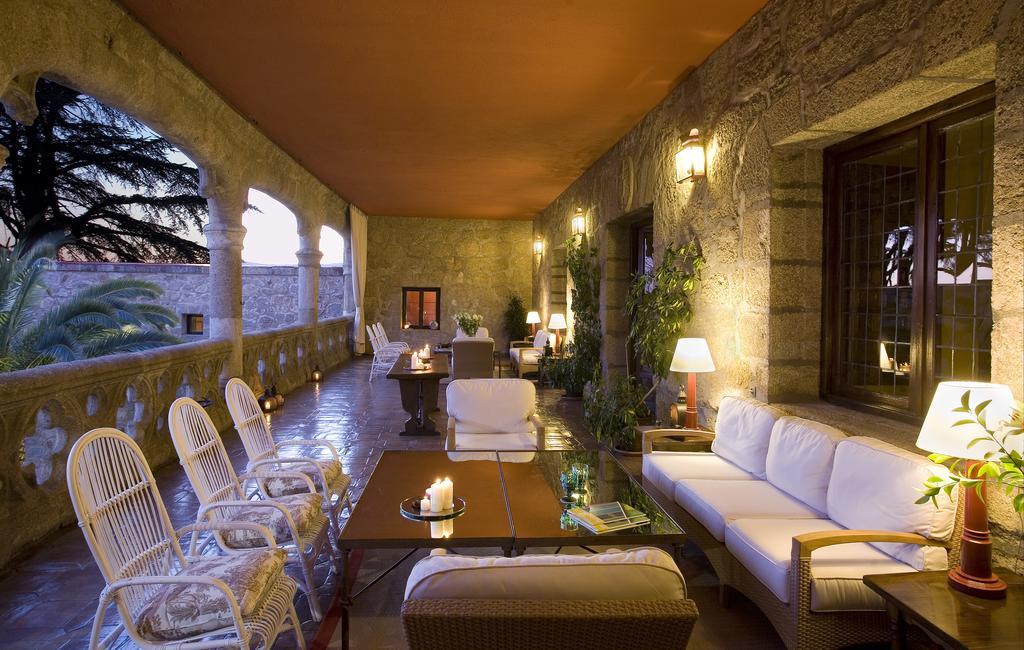 Hotel De 4*