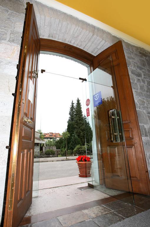 Puente Hotel Onís