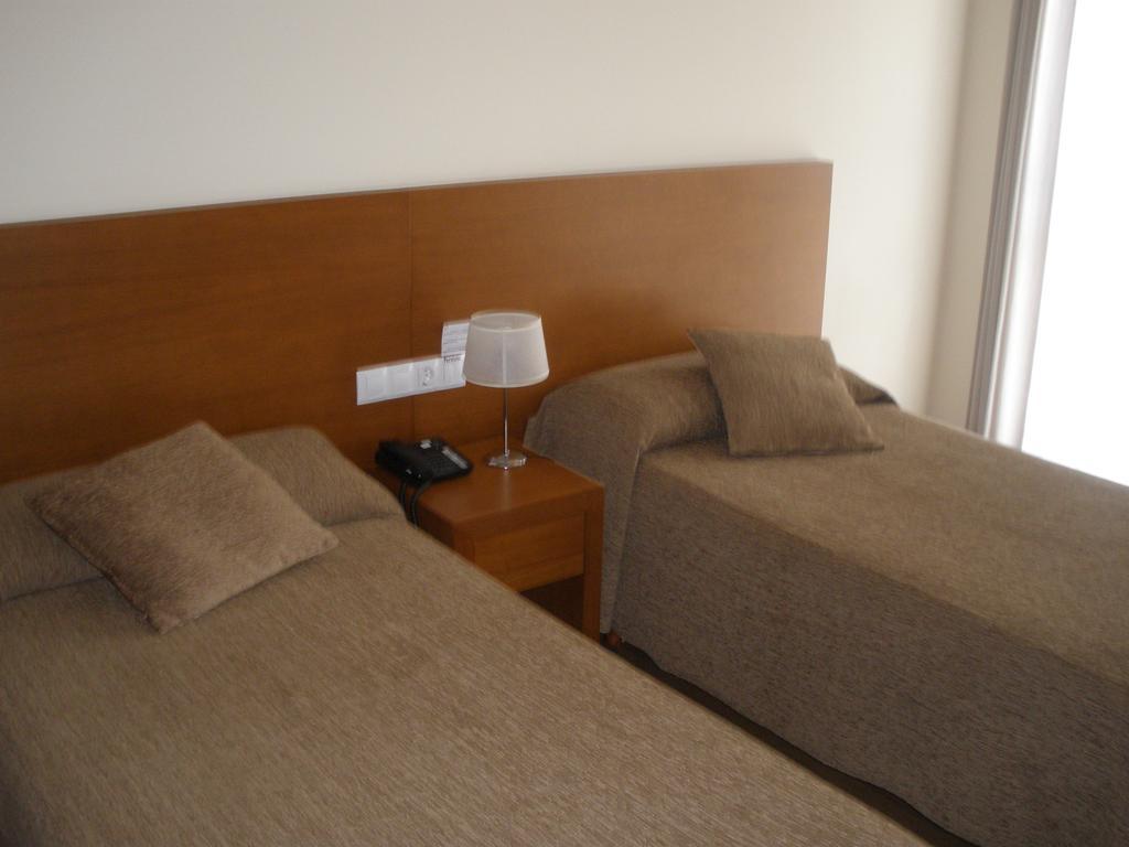 Residencial Platas Pensión 2*